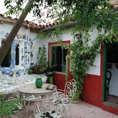 Ecoartejeda Cave House Landhaus *
